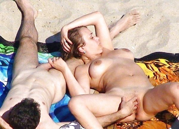 Порно Онанизм На Пляже