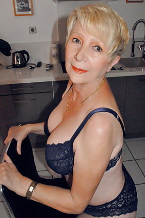 Busty Mature French Wife Ghislaine Adult Photos