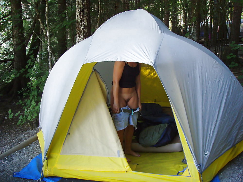 Трах в палатке - 35 фото