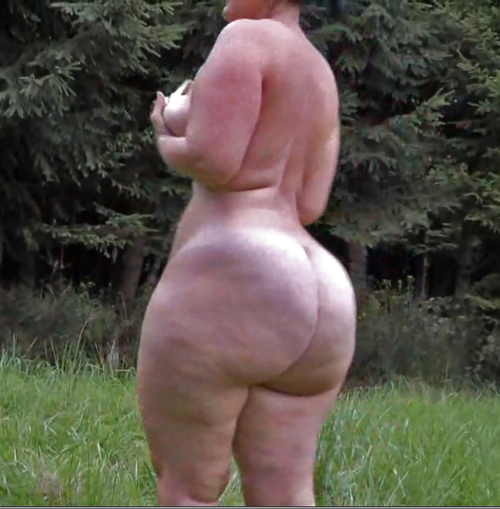 Wide ass nude granny free porn photos