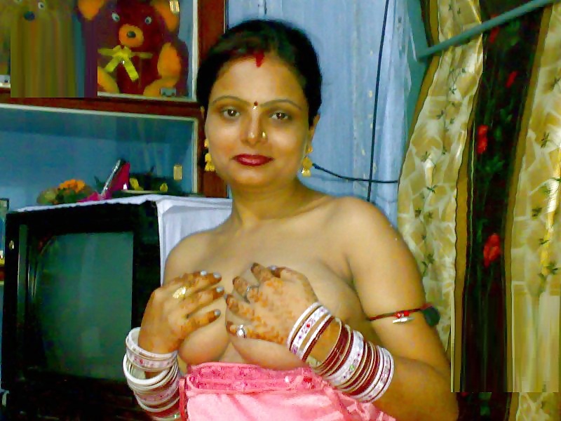 Indian bhabhi porn fan photo