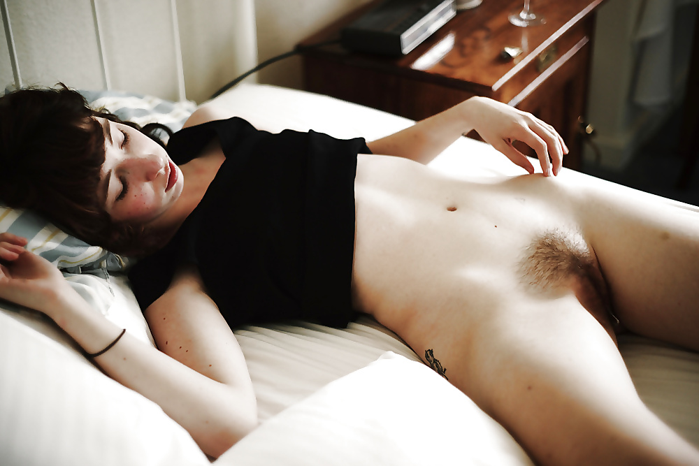 Nude hairy teen on bed