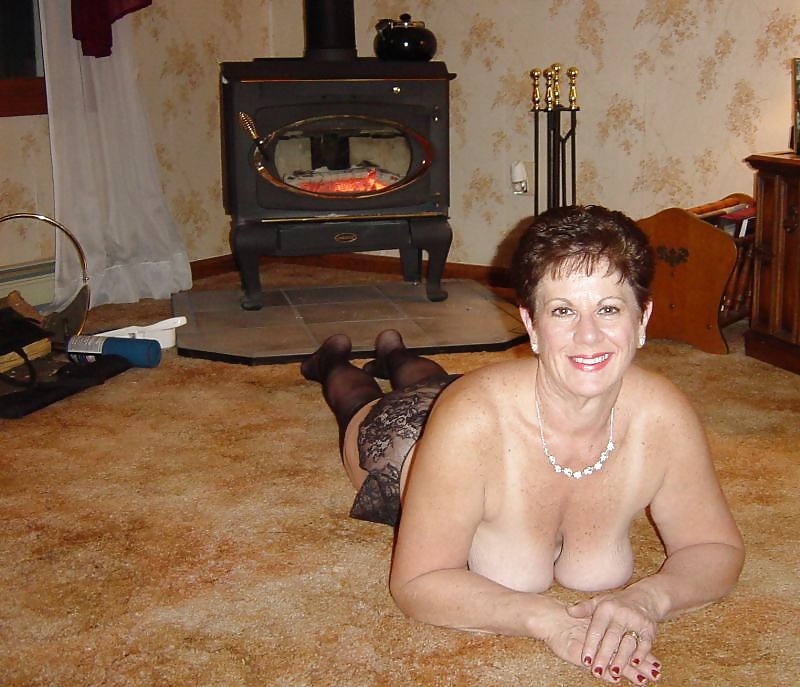 Xxx Busty Mature Wife Diana