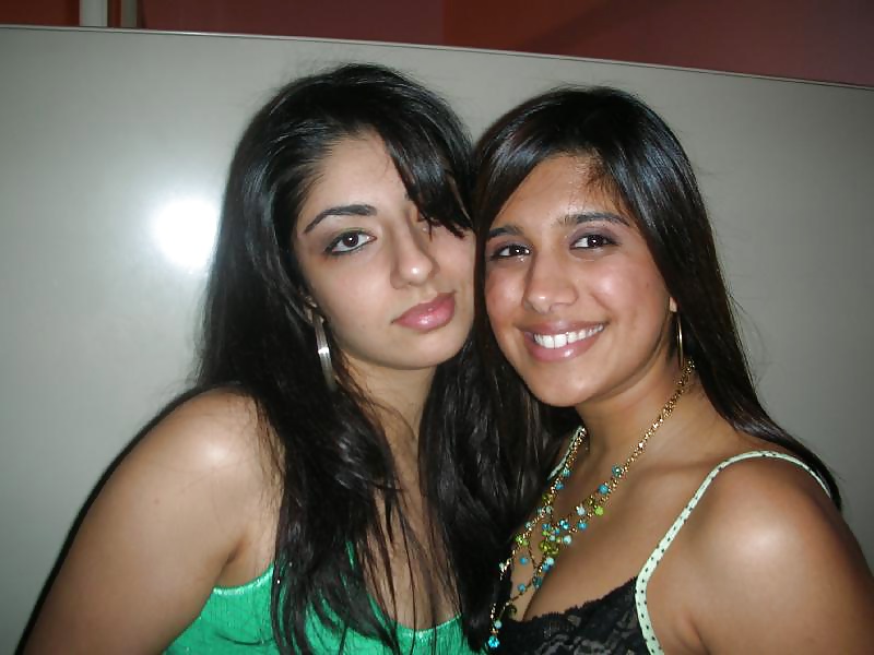 XXX Arab hotties 2