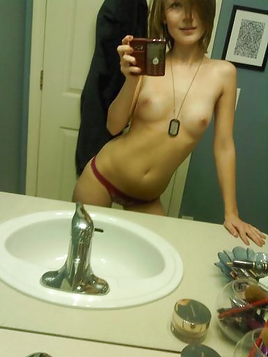 XXX Paradise teens selfshots 3