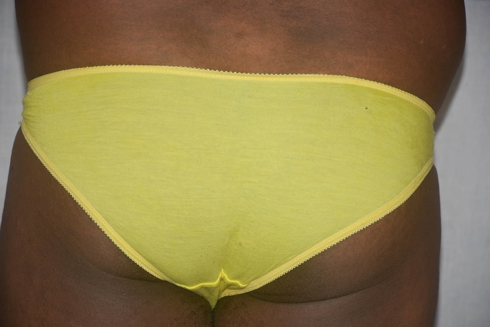 Wet yellow panties - 🧡 ass, women outdoors, wet body, model, Xiuren, Chine...