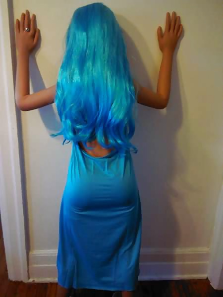 XXX Nina's blue dress