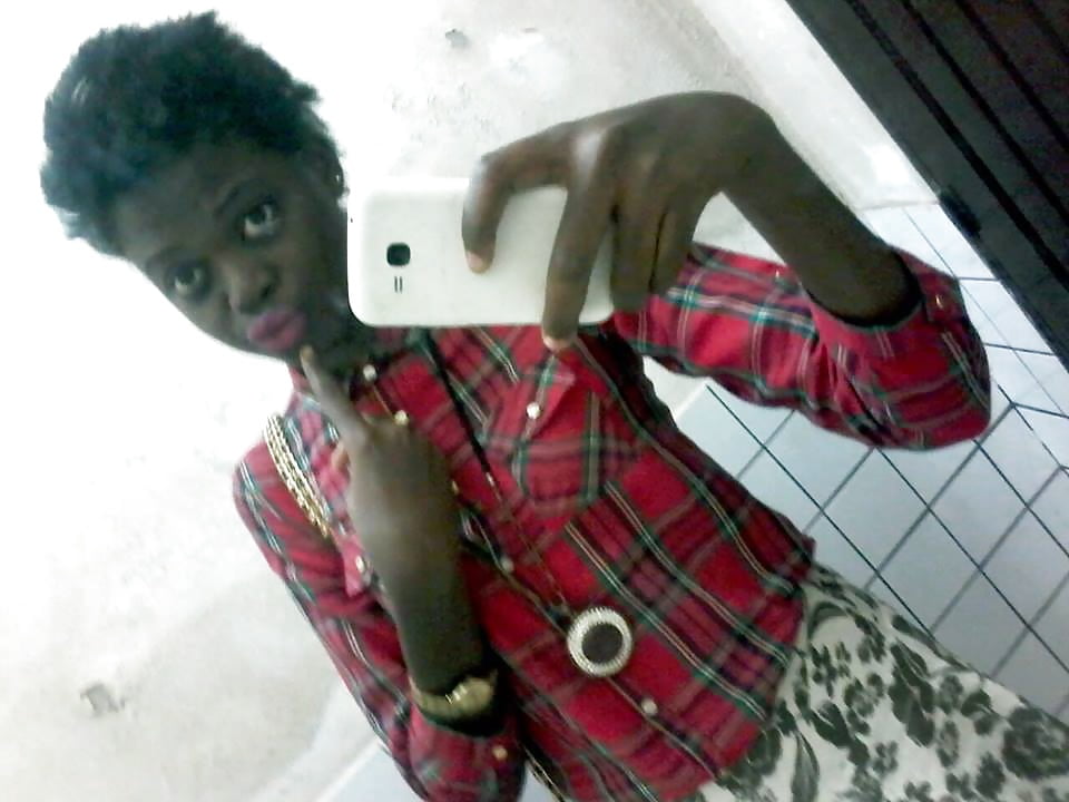 XXX Jeune pute de douala cameroun
