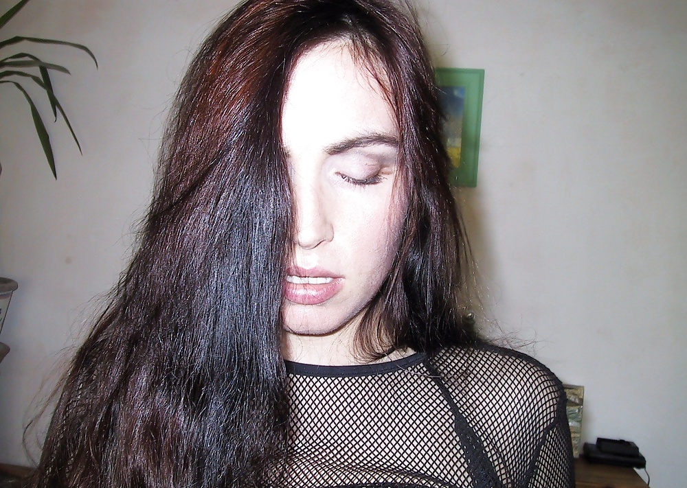 XXX Fantastic Brunette