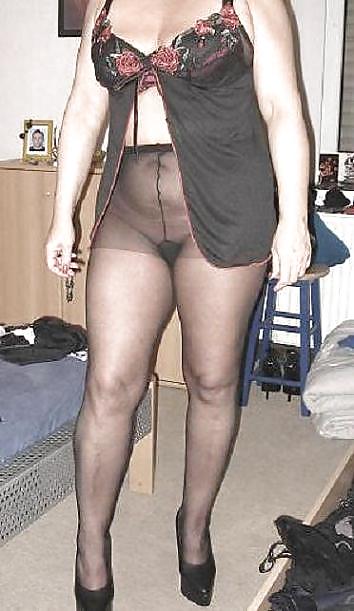 in pantyhose Mommy