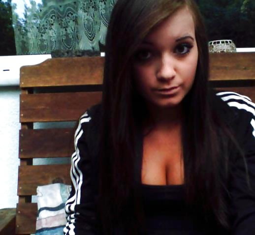 XXX Little slut needs dirty comments