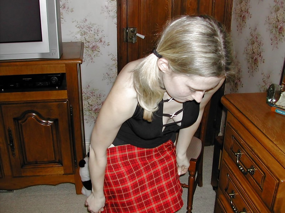 XXX ALL AMATEUR - Here is CHLOE