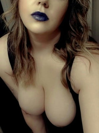 dark lipped sluts         