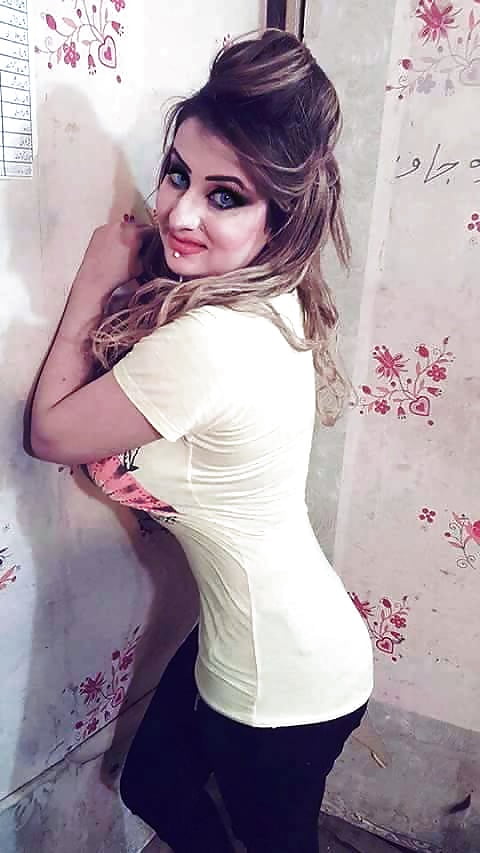 XXX DESI INDIAN AUNTY