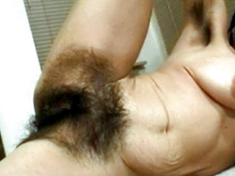 XXX Hairy Mature Cunt! Amateur!