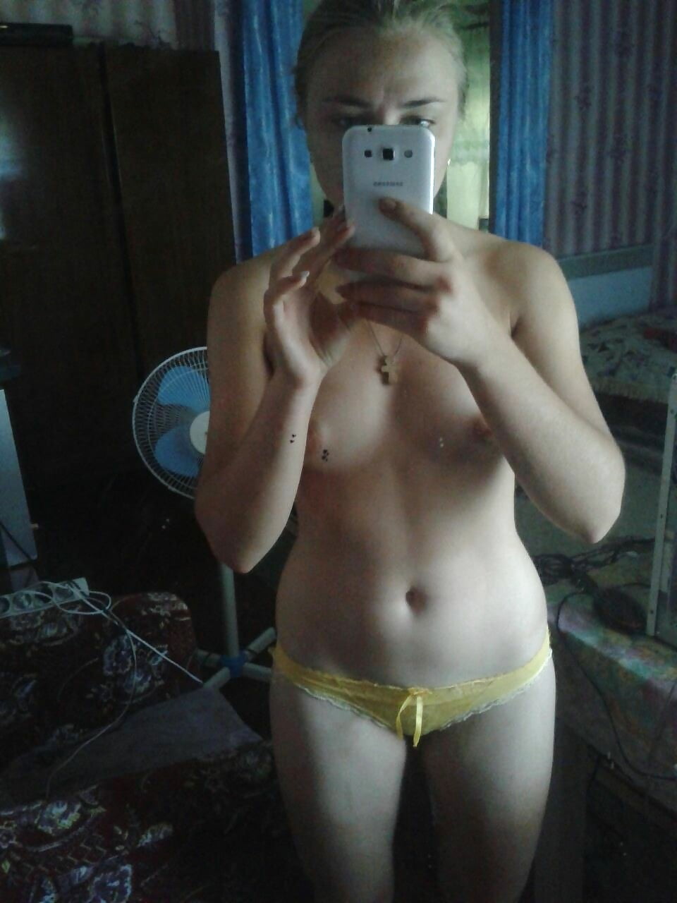 XXX Blondies - Russian Amateur Mix 01