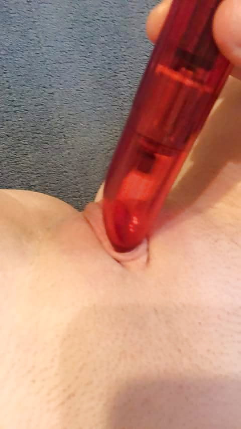 XXX Red head Facebook slut