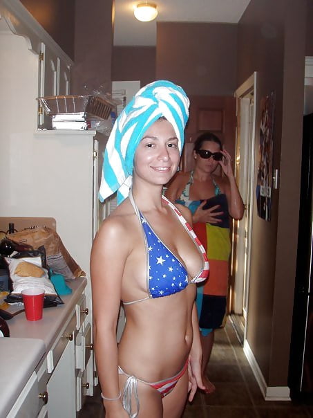 XXX Bikini Sluts