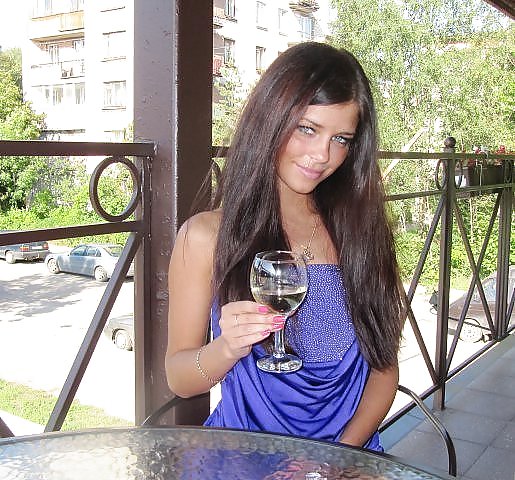 XXX Facebook Girlfriends