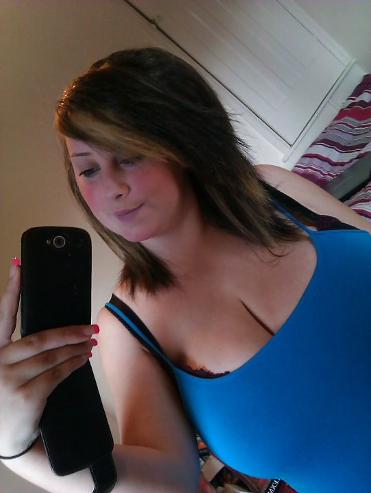 XXX SmutDates Username 'AliciaSingle18'