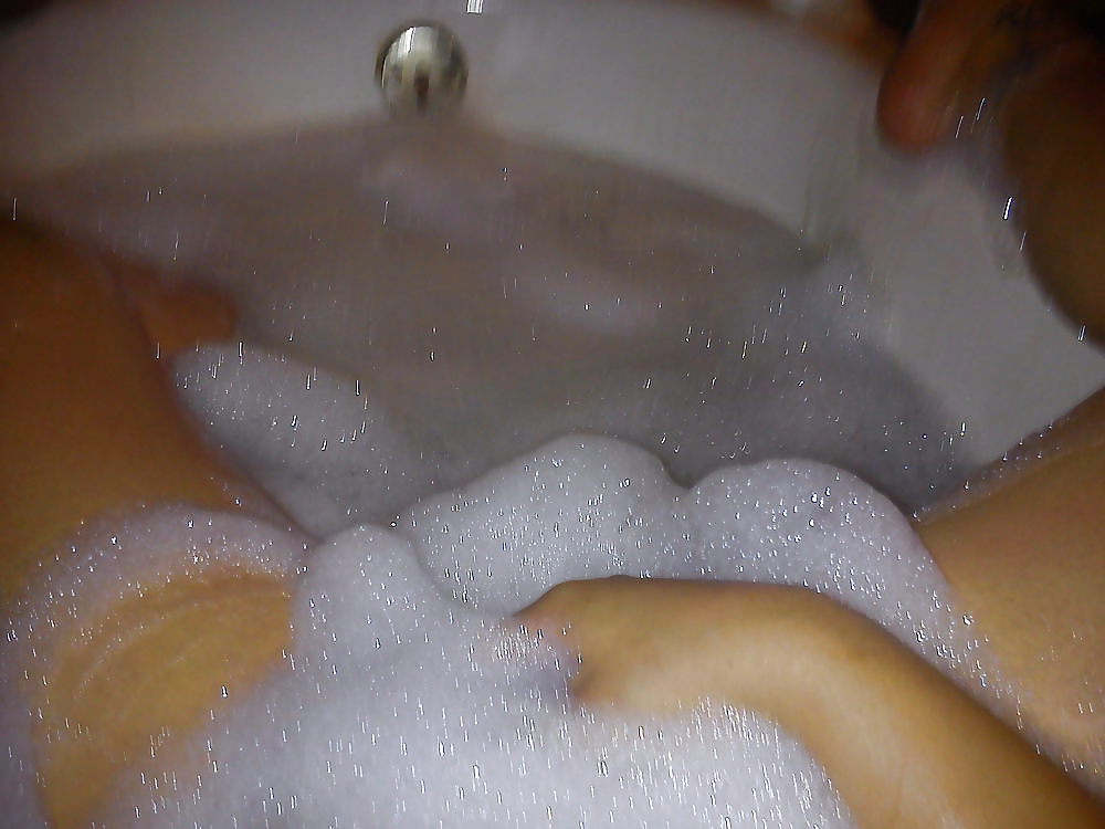 XXX Bath Time!