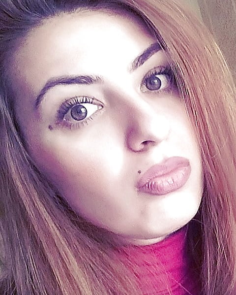 XXX (This cunt loves to suck dick)