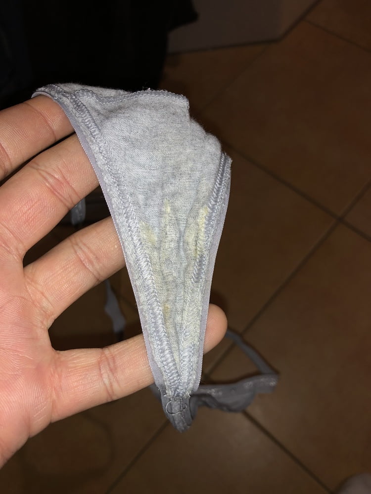 My Gf used and Dirty thong- 15 Photos 