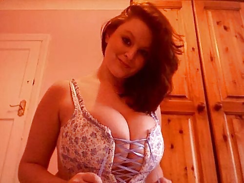 XXX Huge Amateur Tits in Tight Tops