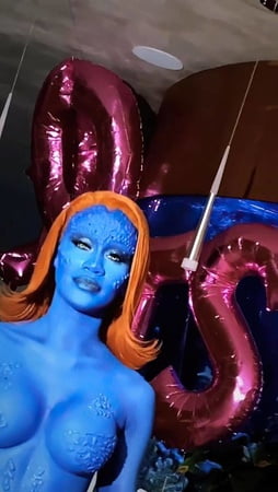 that s a great mystique cosplay         