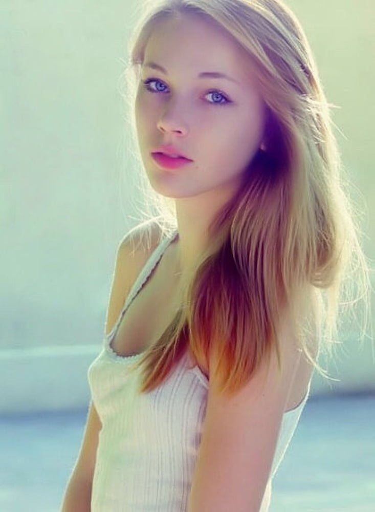 Young pale girl sex — photo 7