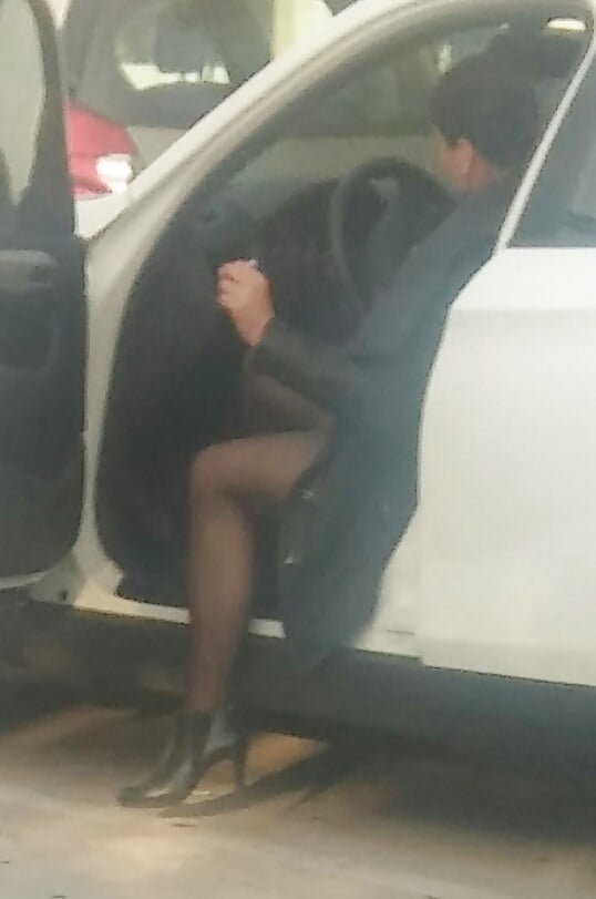 XXX Parking mom