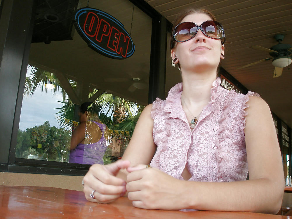 XXX ALL AMATEUR - Here is CAROL