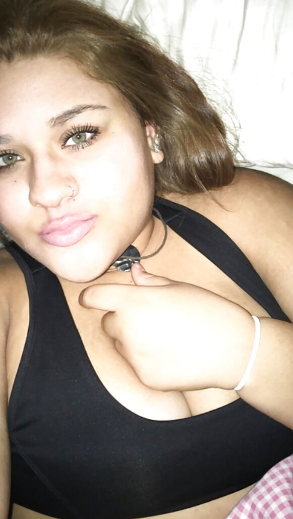 XXX Good looking bitches Big Tits Teens