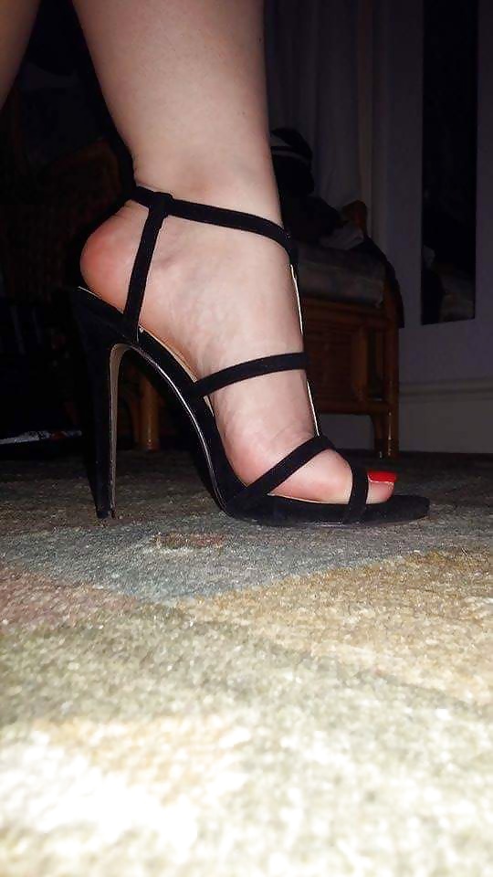 XXX Red and Blue toes, Heels, Feet and Sexy Soles