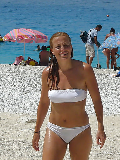 XXX amateur breasts cunts nude bikini teens 2