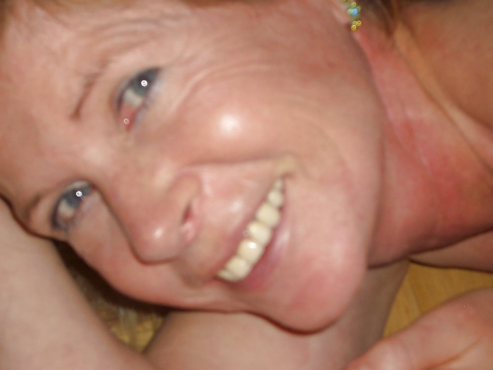 XXX Horny Milf Annie