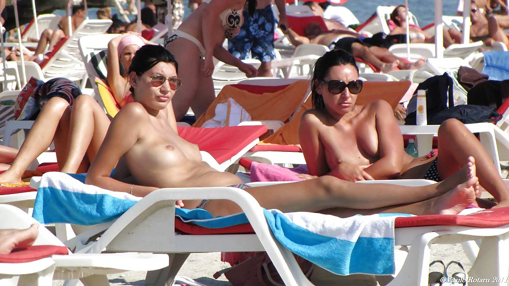 XXX The beach 86