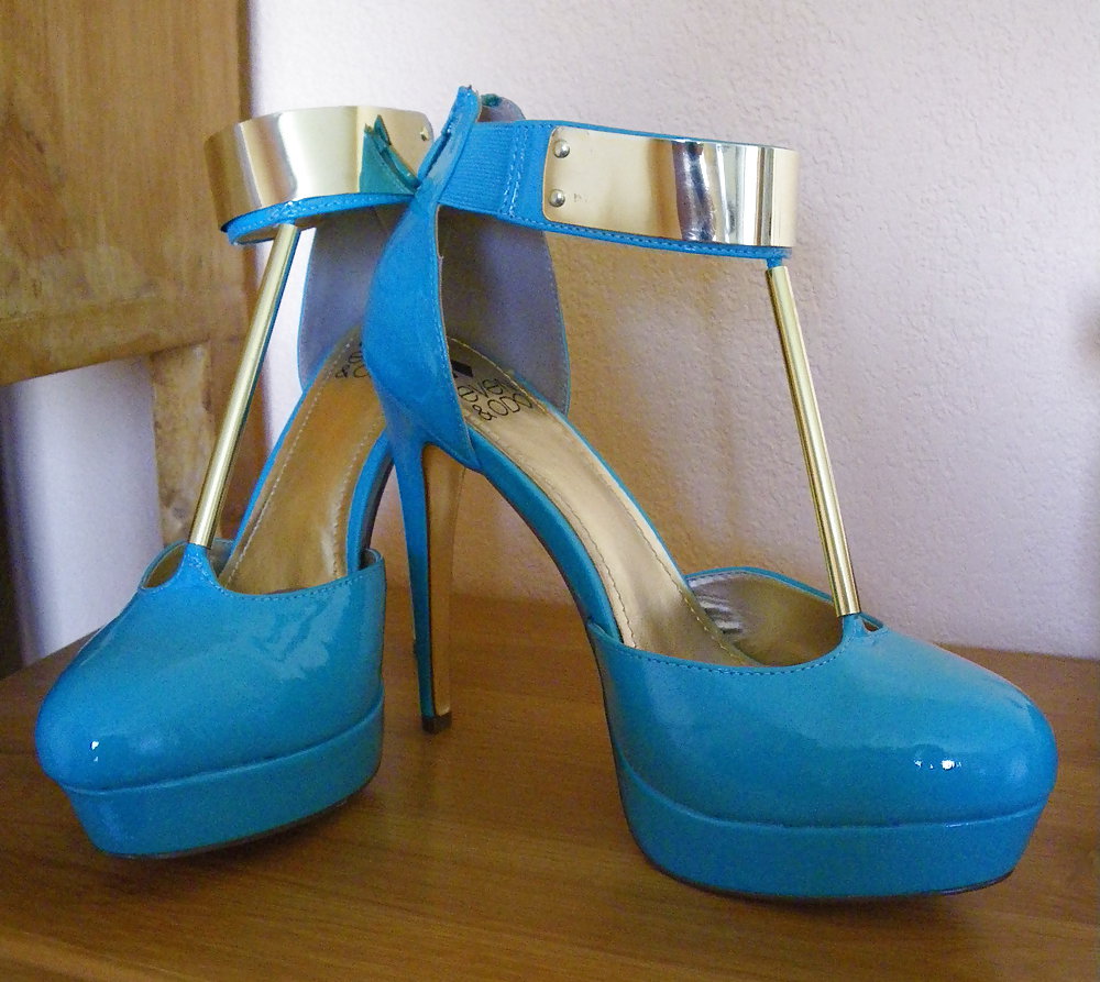 XXX Blue high heels