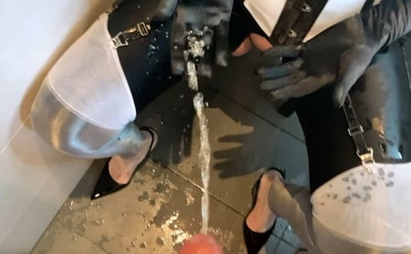 black and white pissing and blowjob         