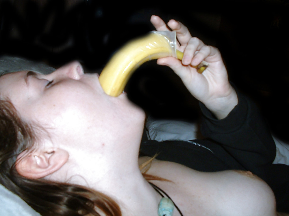 XXX Banana Slut From,SmutDates