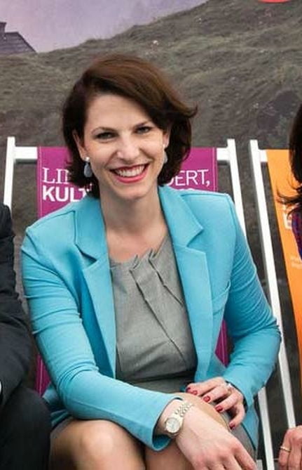Austrian Politician Karoline Edtstadler - 133 Photos 