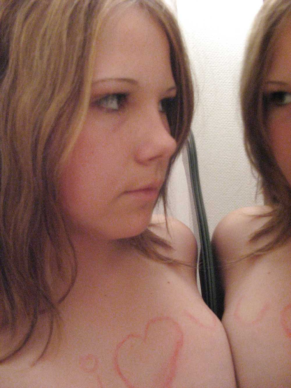 XXX if she's here, it's fake 56