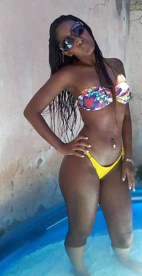 XXX Delicias das comunidades cariocas.