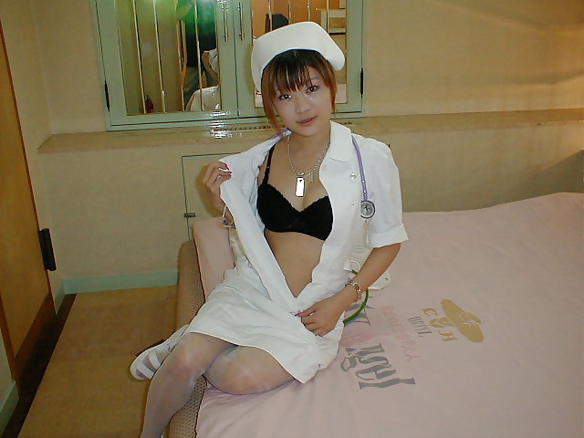 XXX Japanese amateur dressed in nurse's in the hotel room