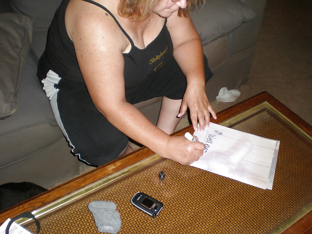 XXX Emailed Pics To Post. Please Comment For Her