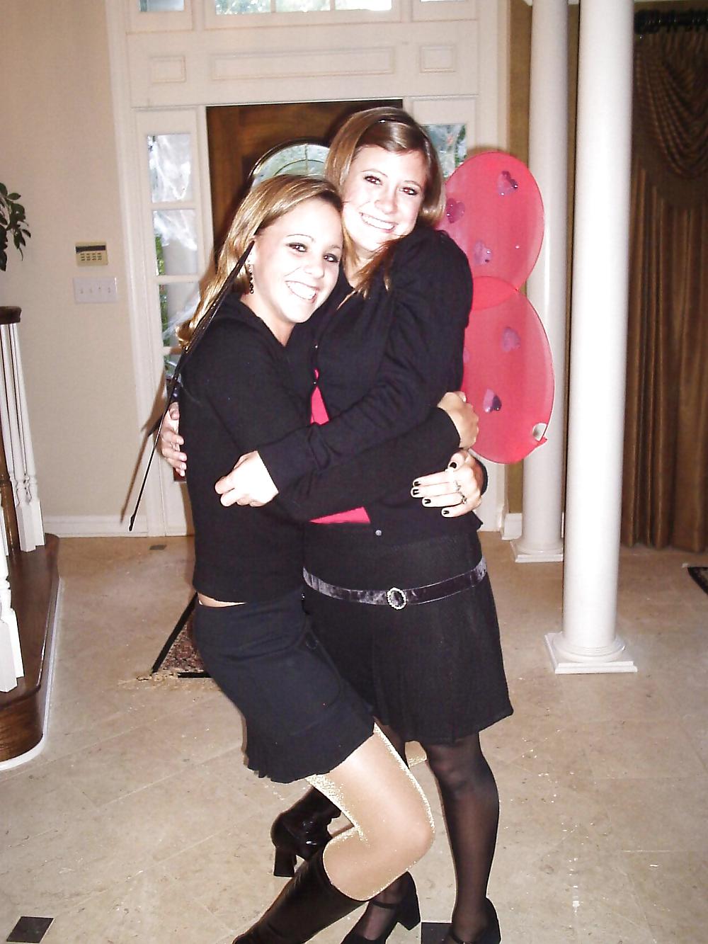 XXX nylon - upskirt - leg 22