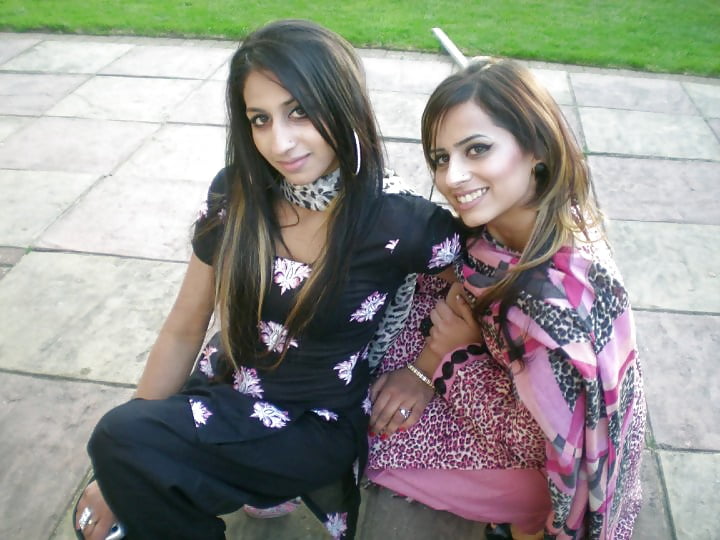 XXX Paki pakistani indian nri teen girl nn clothed hot