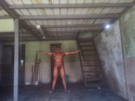 yop y mis ricos momentos de placer tatalmente desnudito            