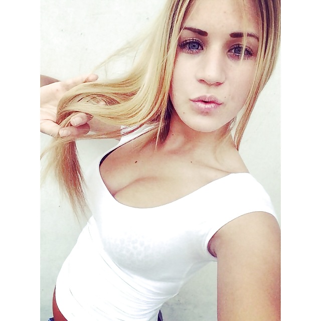 XXX Facebook hottie Natalia
