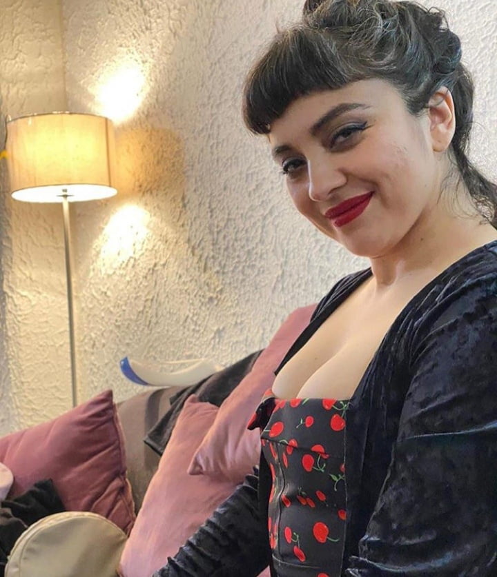 Mon Laferte Hot - 11 Photos 